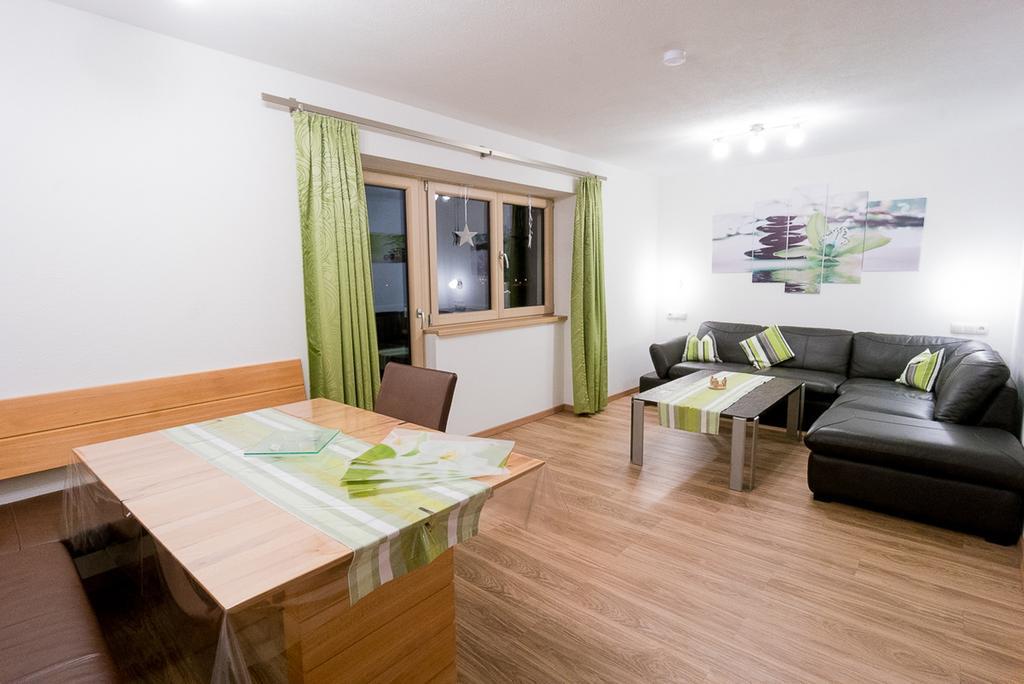 Haus Schennach Mayrhofen Quarto foto